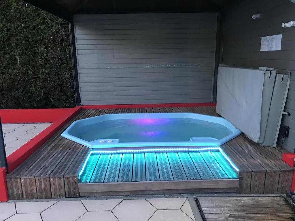 Residence Les Alizes "Sauna Jacuzzi Piscine En Plein Centre Ville" La Roche-sur-Yon Eksteriør bilde